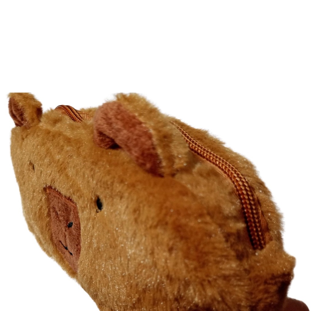 CARTUCHERA PELUCHE CAPYBARA