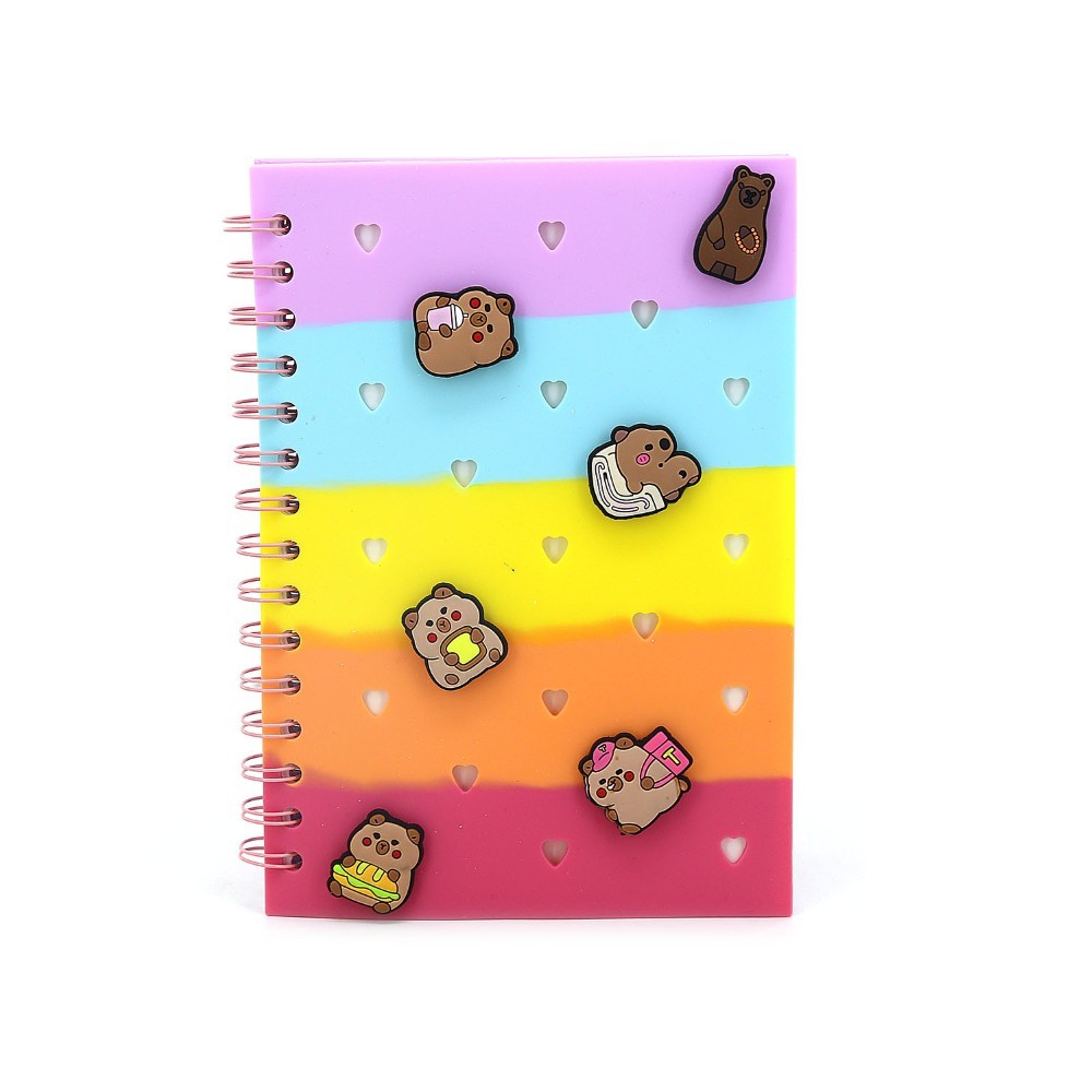 CUADERNO TRENDY A5 + BROCHES CAPYBARA MULTICOLOR